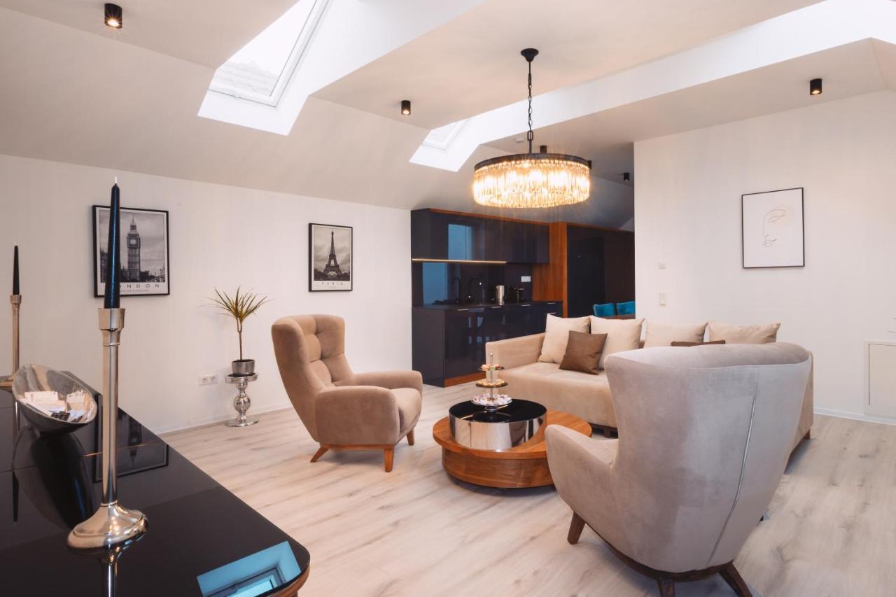 Loft Suite Im Modernen Style In แชร์ดดิง ภายนอก รูปภาพ