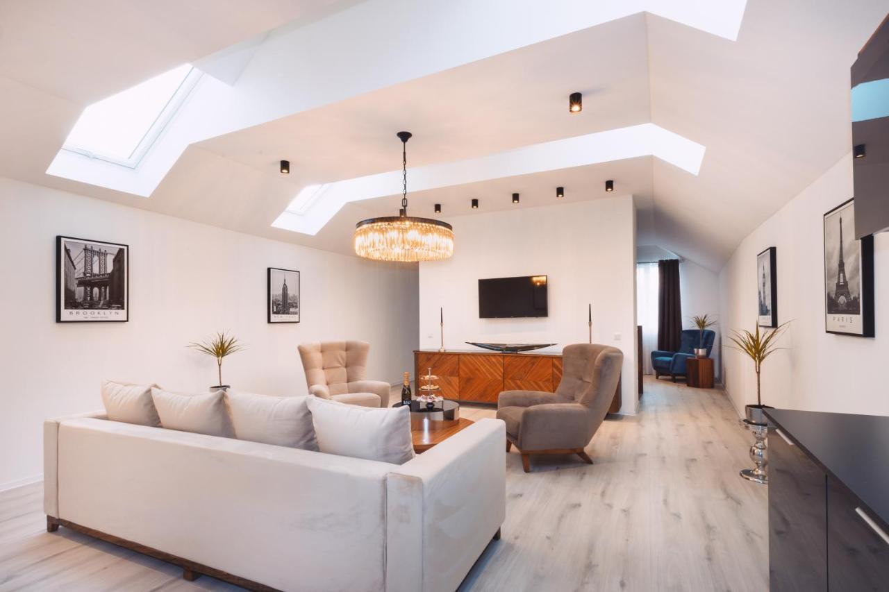 Loft Suite Im Modernen Style In แชร์ดดิง ภายนอก รูปภาพ